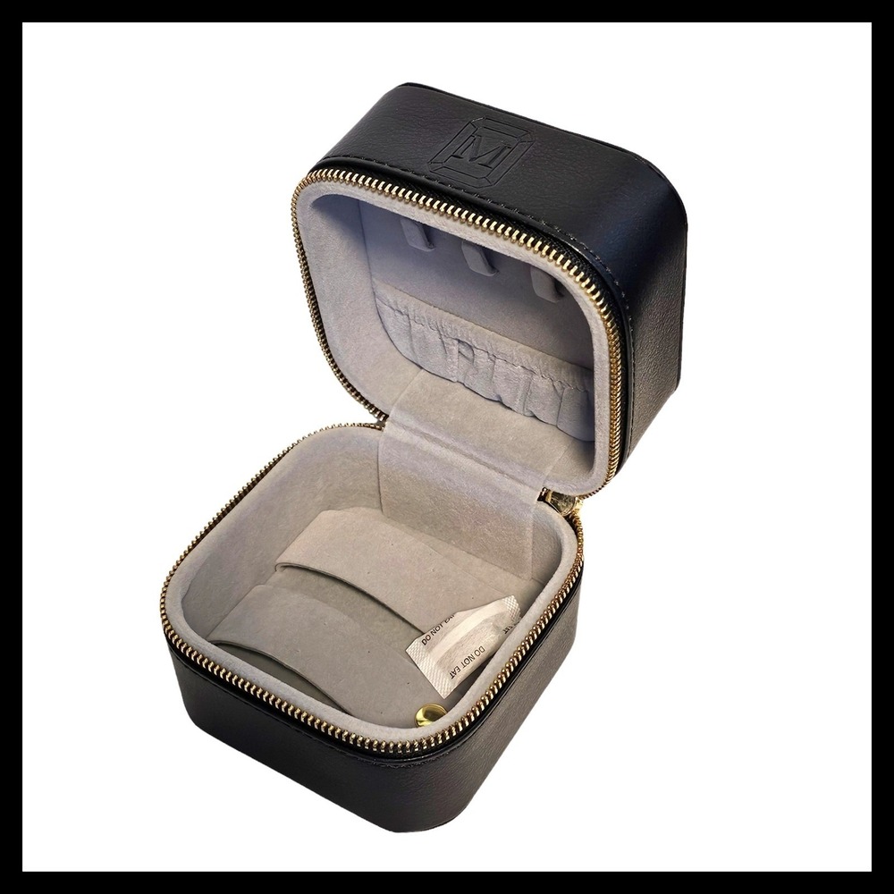 MATEO Vegan Leather Travel Fine Jewelry Case in Black New In Box